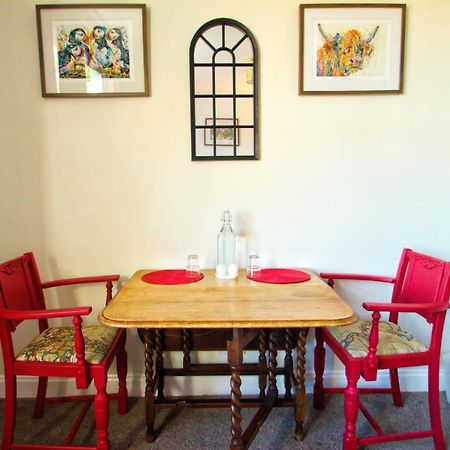 The Red Red Robin Cottage Portree Exterior photo